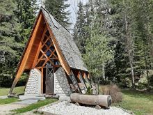 Achtsam am Berg - Brunnen Kapelle Sass Dlacia San Cassiano